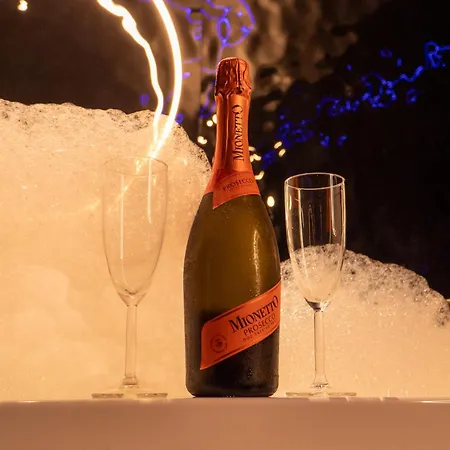 Lejlighed Behind The Scenes Taczaka